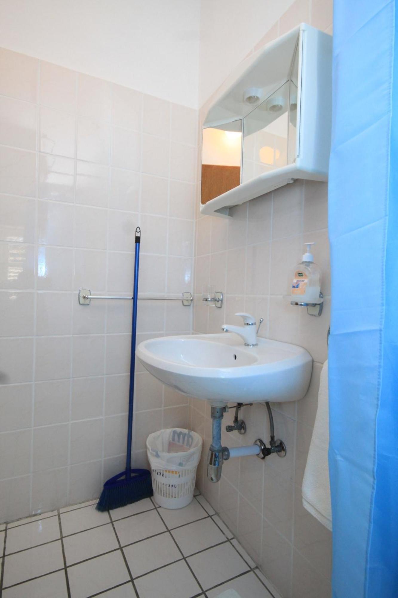 Apartments By The Sea Slano, Dubrovnik - 8599 Bilik gambar
